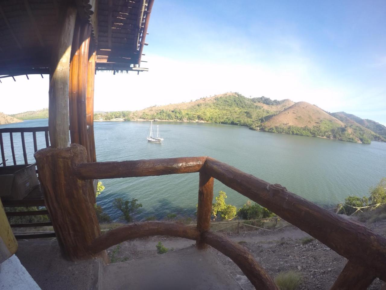 Borac Bay Bungalows Hotel And Resort Exterior photo